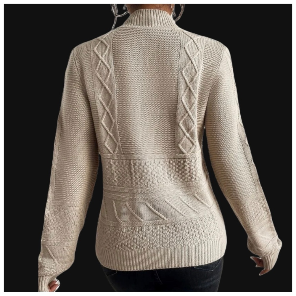 ๐ The Myeko Crew Neck Scarf Sweater - Picture 6 of 9